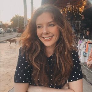 Meet your Posher, Cait